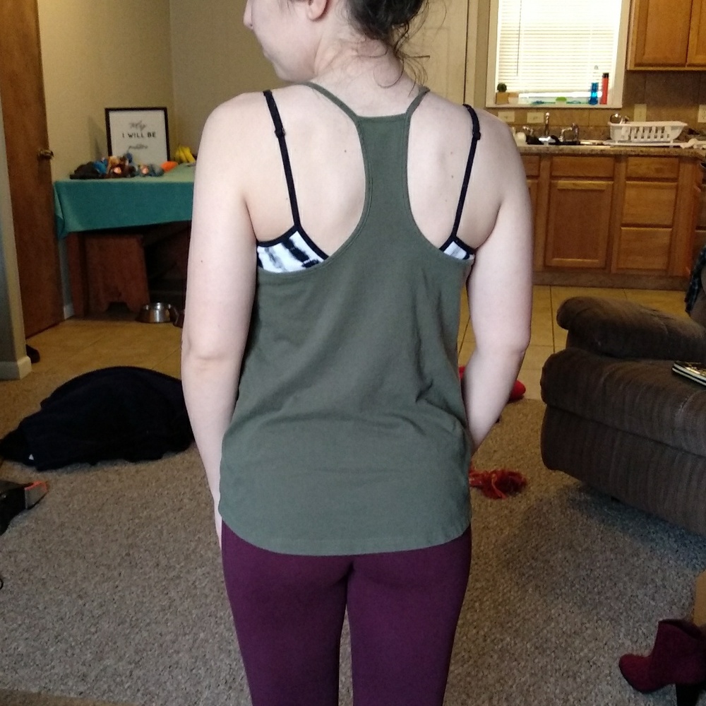 Halter tank